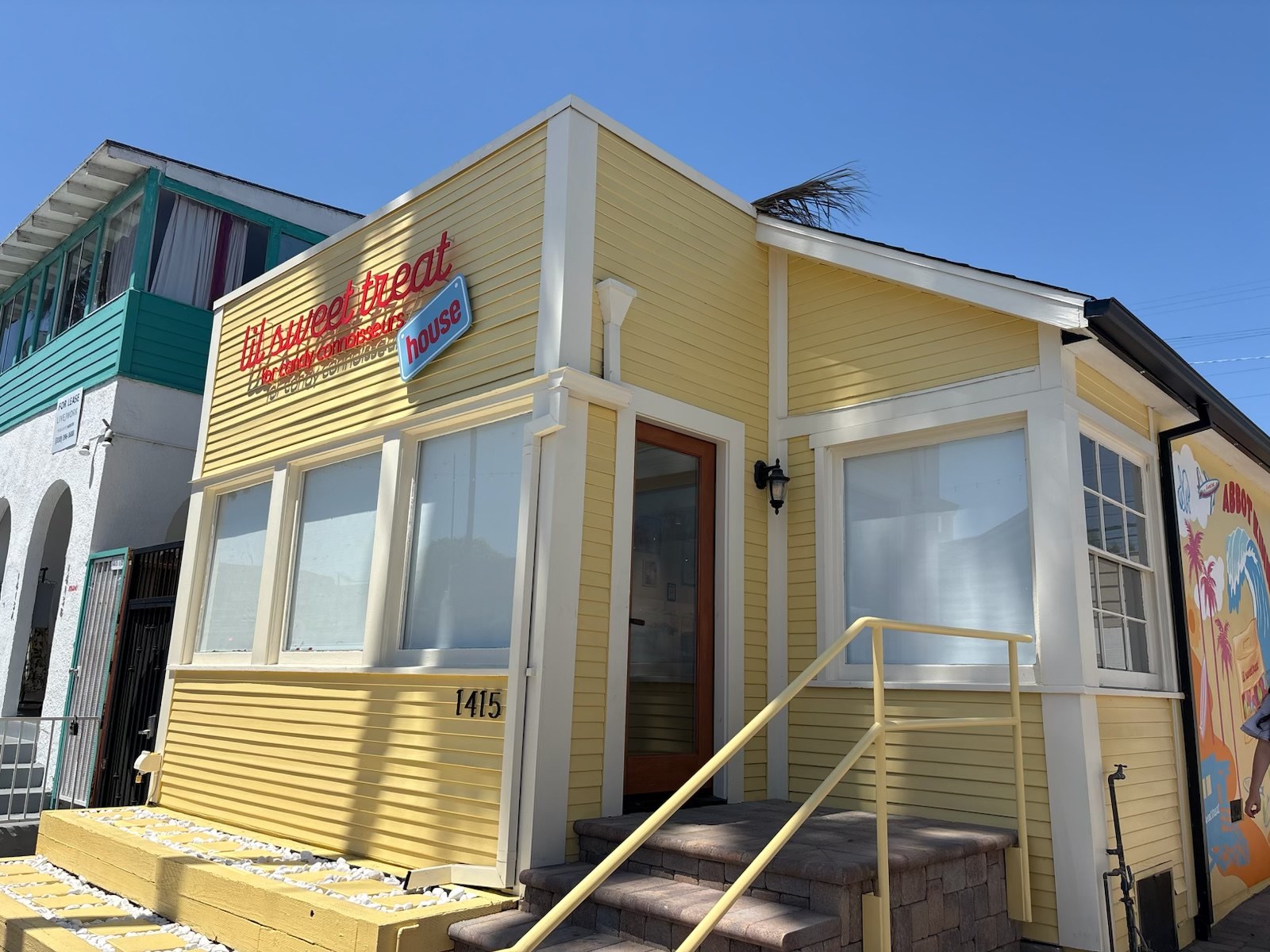 Lil Sweet Treat storefront on Abbot Kinney, Venice — retail buildout by ASEP Contractors